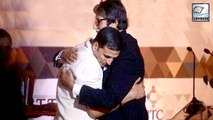 Akshay Kumar Emotionally HUGS Amitabh Bachchan On Winning National Award?