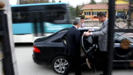 Kaymakam Her Sabah Bir Okulda Öğrenciler ile Kitap Okuyor