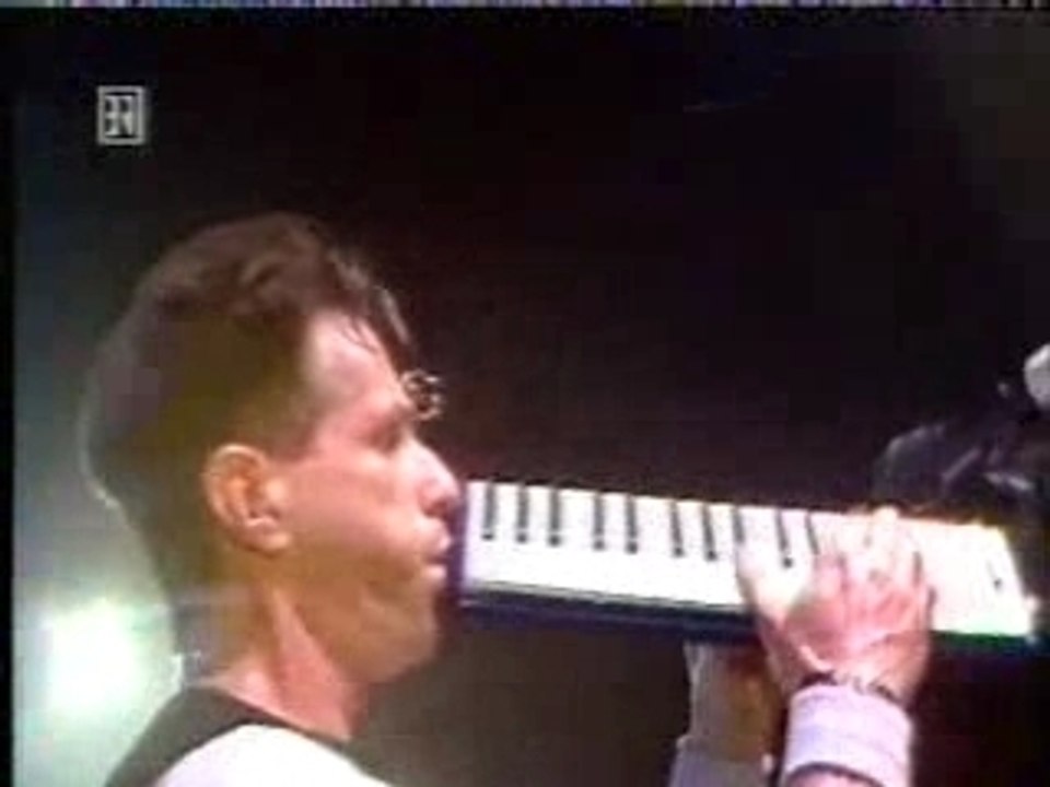 Hooters - And We Danced