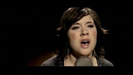 Magalie Vaé - Je Ne Suis Qu'Une Chanson