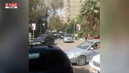 بالفيديو.. زحام مرورى بكورنيش المعادى بسبب غلق كوبرى شمال طره