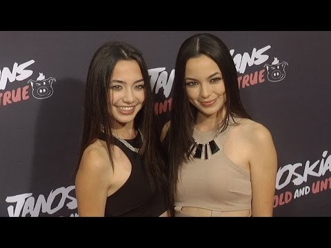 Veronica Merrell & Vanessa Merrell // Janoskians Untold and Untrue Red Carpet Premiere