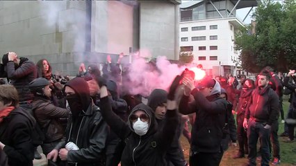 Heurts à proximité du meeting de Marine Le Pen à Paris