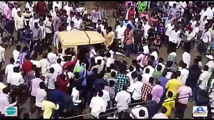 whatsapp video amazing stunt of auto rickshaw | new funny clip 2017 | latest funny clips 2017
