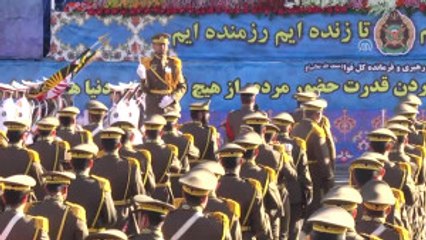 Iran Cumhurbaşkanı Ruhani'den "Devrim Muhafızları'na" Eleştiri