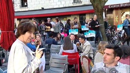 PRESIDENTIELLE En chanson avec les militants pro-Mélenchon