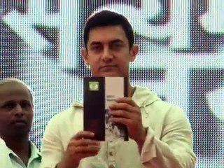 Aamir Khan & Anna Hazare together on Satyameva Jayate