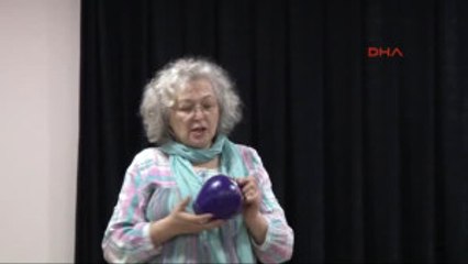 Çocuklar 23 Nisan'ı Oyuncakları Boyayarak Kutladı