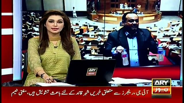 Khawaja Izhar brings polluted tap water in Sindh Assembly