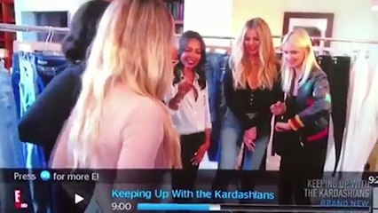 Shane Warne's rumoured fling Emily Sears cameos on KUWTK _