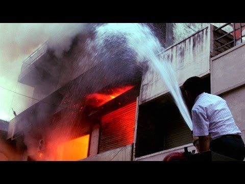 Murshidabad fire tragedy : 4 dead as fire breaks out in hospital, many trapped|Oneindia News