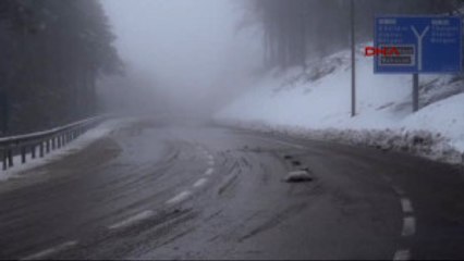 Bursa Uludağ'a Nisan Karı