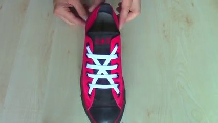 5 Creative Ways to fasten Shoelaces