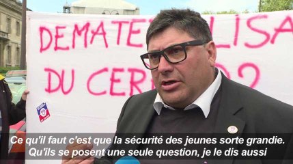 Manifestation contre "l'uberisation" des auto-écoles