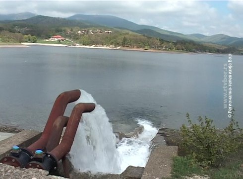 Počelo upumpavanje vode u Borsko jezero, 18. april 2017. (RTV Bor)