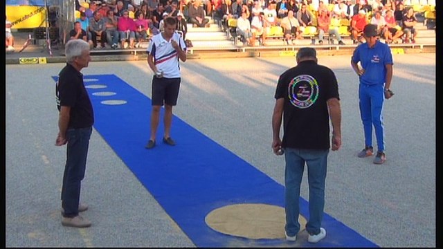Nyons Pétanque 2016 : Carré final du tir de précision !
