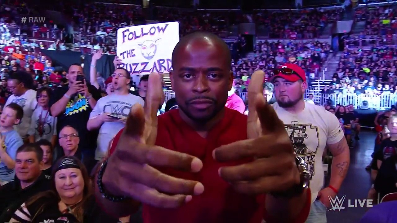 Sleight star Dulé Hill appears on Raw- Raw, April 17, 2017