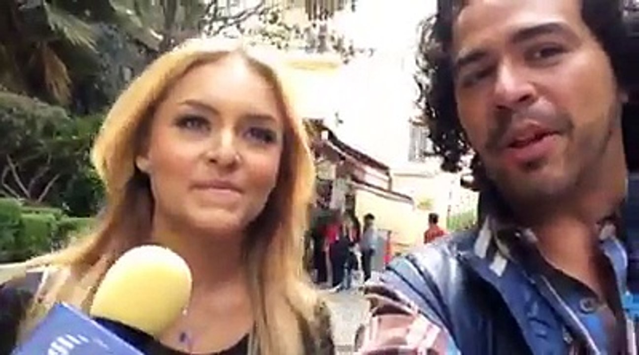 Angelique Boyer Tan linda y divertida en FB con Roberto Freymann