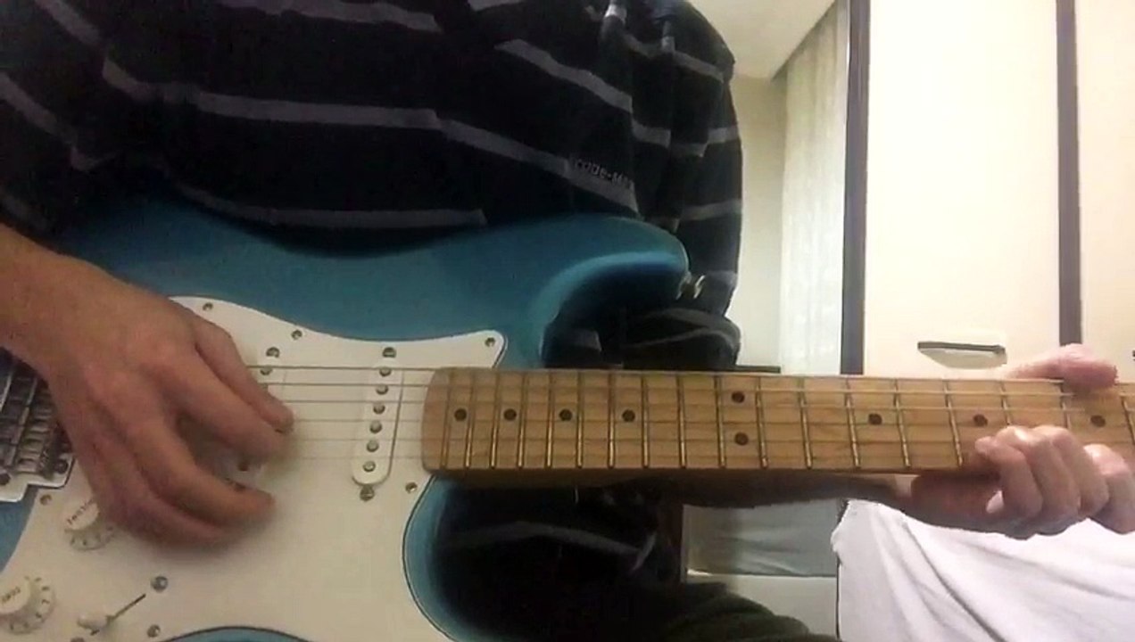 Gürkan Güney - Layla Unplugged Guitar Solo Cover by Eric Clapton