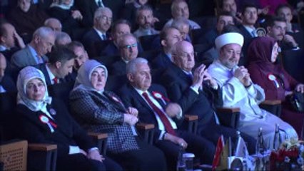 Kurtulmuş: "Insanların Hepsi Bir Tarağın Dişleri Gibi Yaradılışta Eşittir, Birbirinin Aynısıdır"