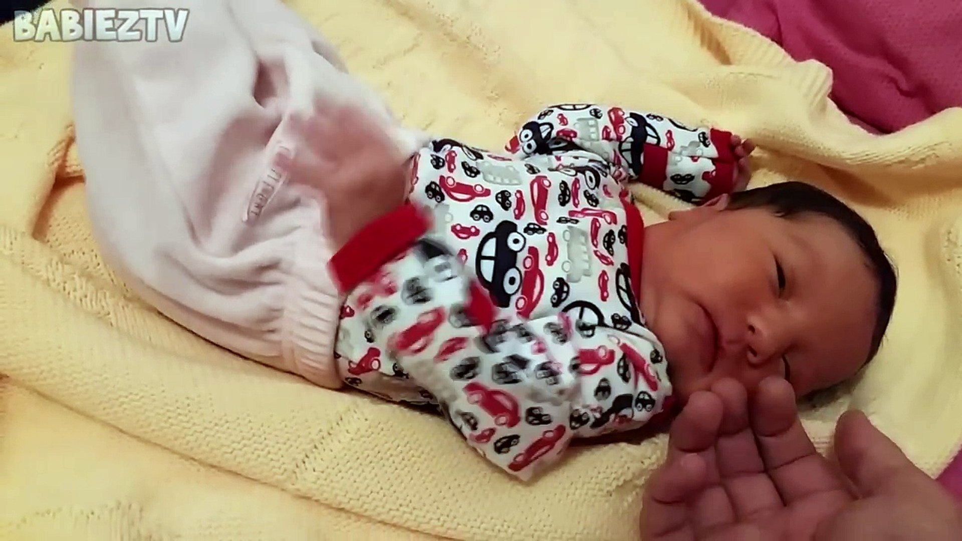 ⁣6 Days Old Baby Yawning Funny For The First Time -  Baby Lile Videos