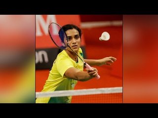 Télécharger la video: PV Sindhu to be gifted BMW, land and 2 crores after winning silver at Rio Olympics|Oneindia News