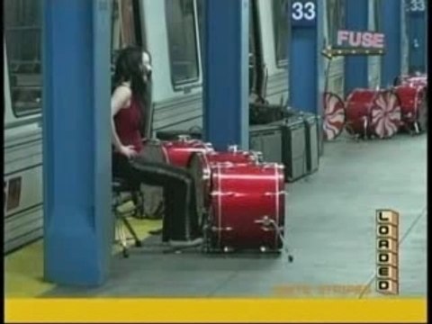 The White Stripes - The Hardest Button To Button
