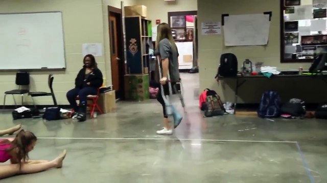 slc blue crutches kruecken yeso muletas gips