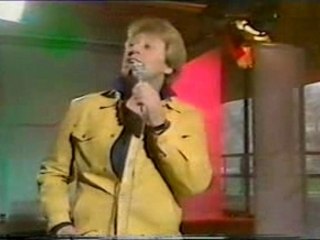 MALCOLM ROBERTS. I CAN'T SMILE WITHOUT YOU. PEBBLE MILL