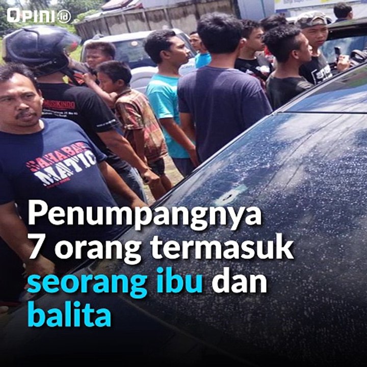 Polisi Tembaki Mobil Keluarga_2