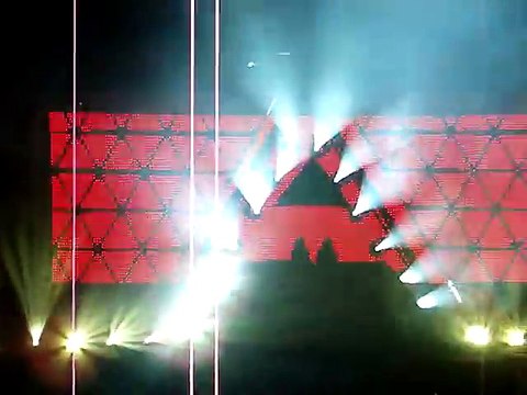 Daft Punk Alive 2007- Berkeley - Technologic