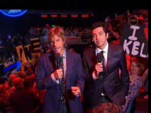 Kelly Clarskon ~ Never Again @ Australian Idol