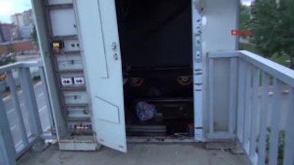 Antalya Üst Geçit Asansörlerinin Kapılarını Çaldılar