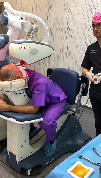 Phase de prelevement des greffons_ARTAS_The Clinic_Paris