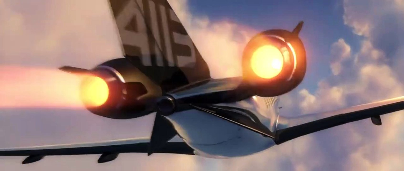 CARS 2 - Extrait - Paris (avec le titre de Bénabar 'Mon Coeur Fait Vroum') - VF-TzDCjyONgO4