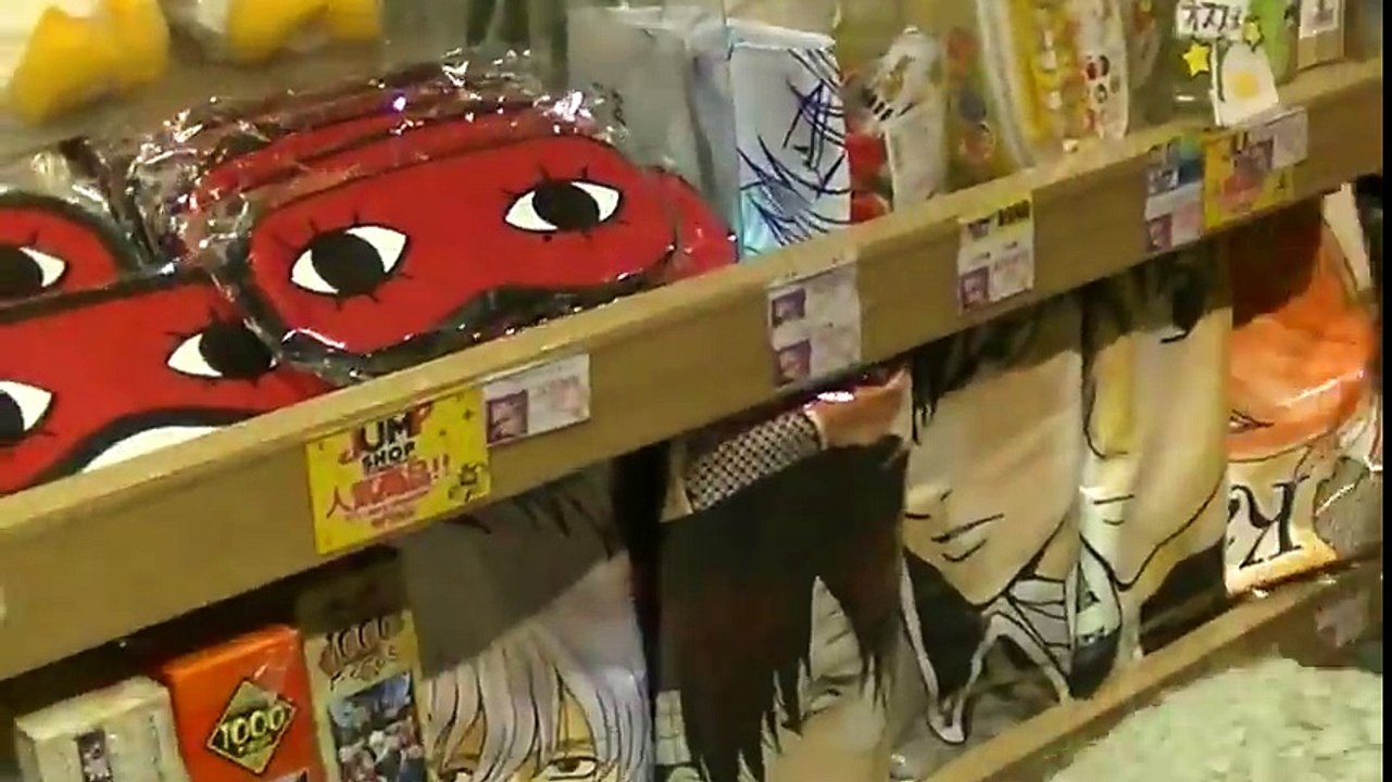 キャナルシティ博多 ワンピースプロジェクションマッピングを見に行く 前編 ジャンプショップ散策とシェーキーズでピザ食べ放題 れんちゃんねる Video Dailymotion