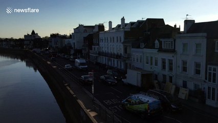 Suburban London really does look stunning on a crisp Spring morning