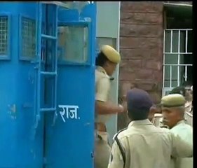 Bapu Asaram at Jodhpur Court for Court Evidence