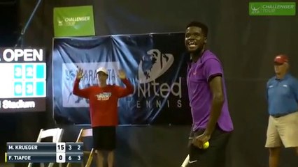 Un match de tennis interrompu par... des ébats sexuels !