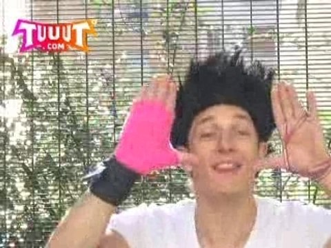 Le cours de Tecktonik (1), selon Maestro