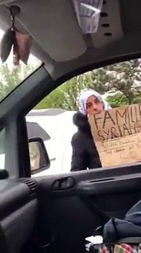 Elle fait la manche et se fait passer pour une Syrienne