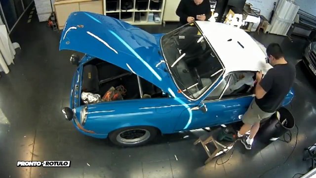 Se viene el Porsche Clasico con imagen LeMans 96 - Parte 2 Car Wrapping by Pronto Rotulo