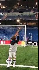 Le fils de Toni Kroos acclamé par les supporters du Bayern