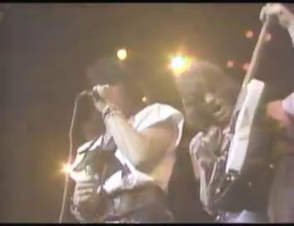 RATT - You're In Trouble