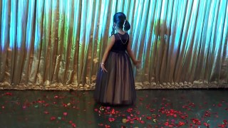 Chittyaan Kalaiyaan - Awesome Dance Performance By 6 Year old Girl - YouTube