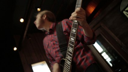 Hollis Brown - Run Right To You (Official Music Video)