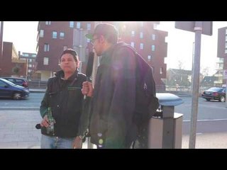 DRONKEN MAN WIL EEN WC !!!