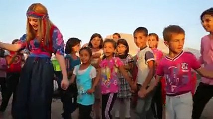 Kürt Kızı Harika Söylüyor - Oy Felek