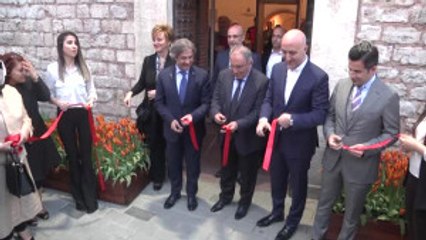 Lalenin Hikayesi" Sergisi Açıldı