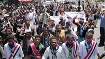 Yemenis on 'humanitarian march' to protest war